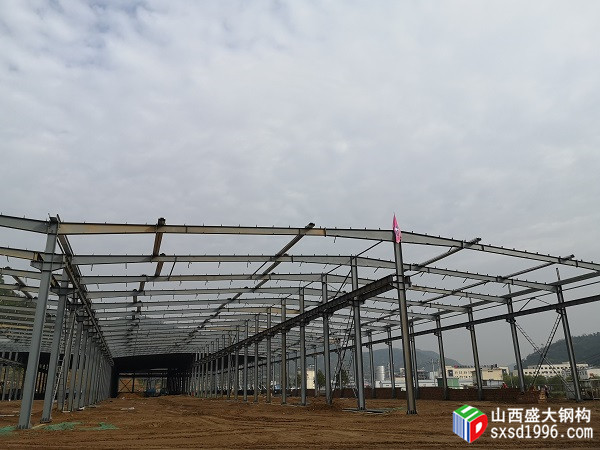 鋼結(jié)構廠房建設